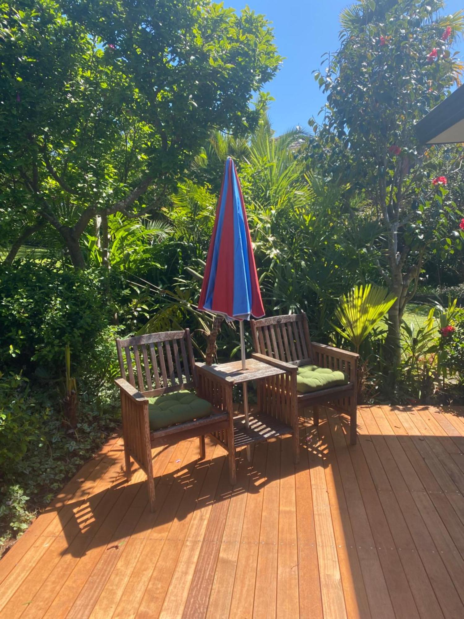 Beautiful Estuary Views In Shelly Park Villa Auckland Exterior photo
